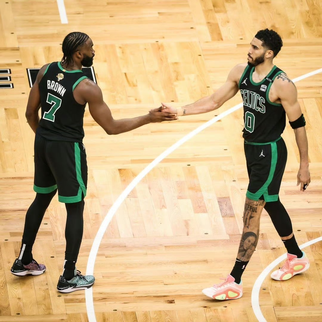  皇家马德里迎NBA季后赛关键赛；冲刺阶段完成体检；球迷炸锅；球队文化再被提及