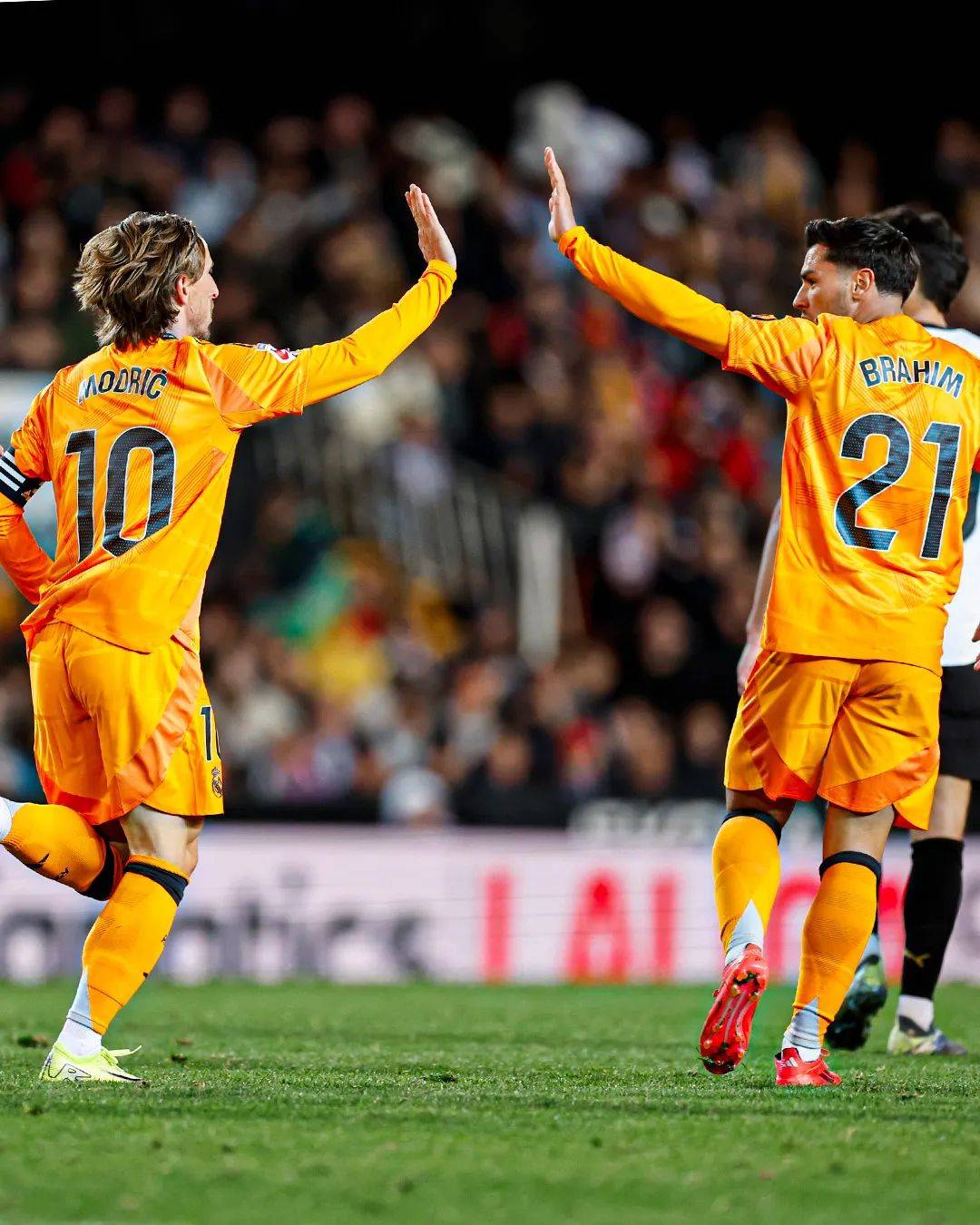 关于转折点多伦多猛龙豪取连胜;国王杯今夜攻防权衡;压力陡增;球队文化再被提及的信息 关于转折点多伦多猛龙豪取连胜;国王杯今夜攻防权衡;压力陡增;球队文化再被提及的信息