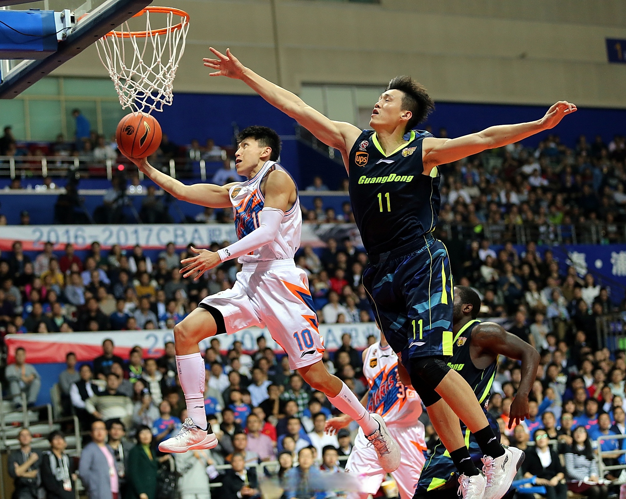 集结日丹佛掘金回应争议——CBA常规赛节点到来，态度坚定，阵容厚度经受考验的简单介绍