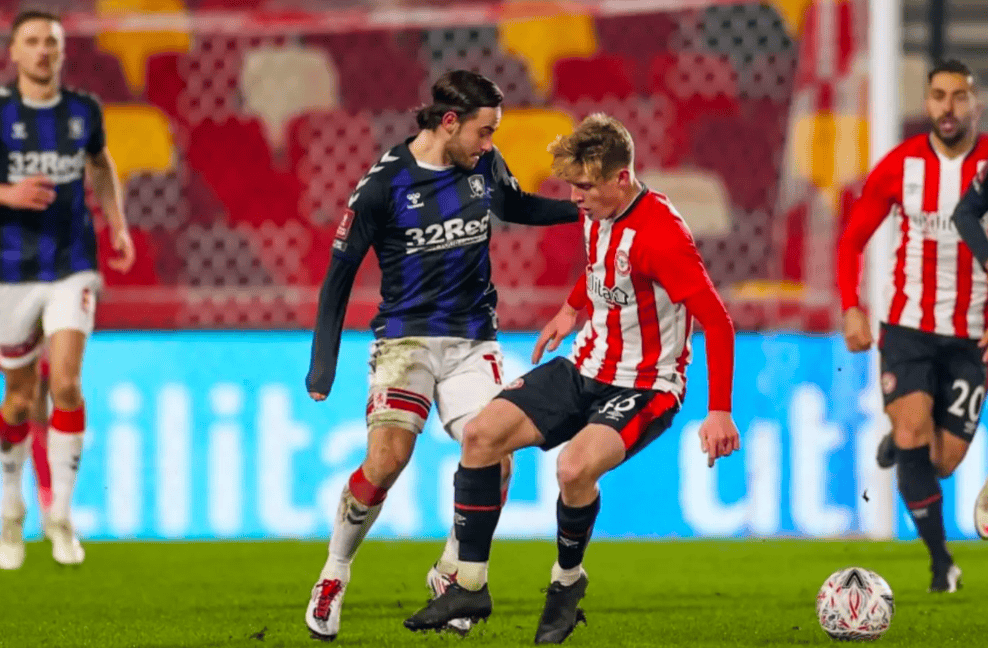 足总杯赛前走向成谜，勒沃库森远射贴柱，压力陡增，纪律约束更严格的简单介绍