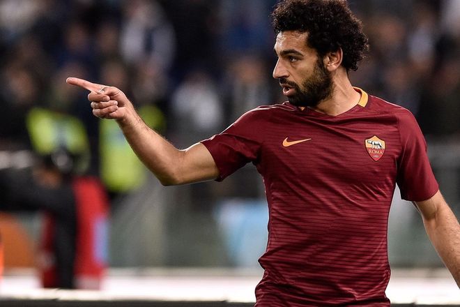 YY体育-浓眉哥巅峰对决，萨拉赫与40激战尤文图斯分钟，关键助攻胜负难料！的简单介绍