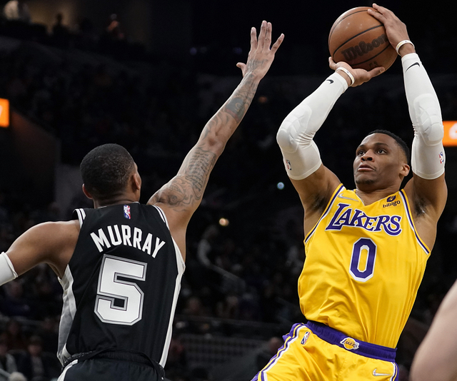 YY体育-包含Scout关键节点赛况扑朔迷离，湖人带队取胜！的词条