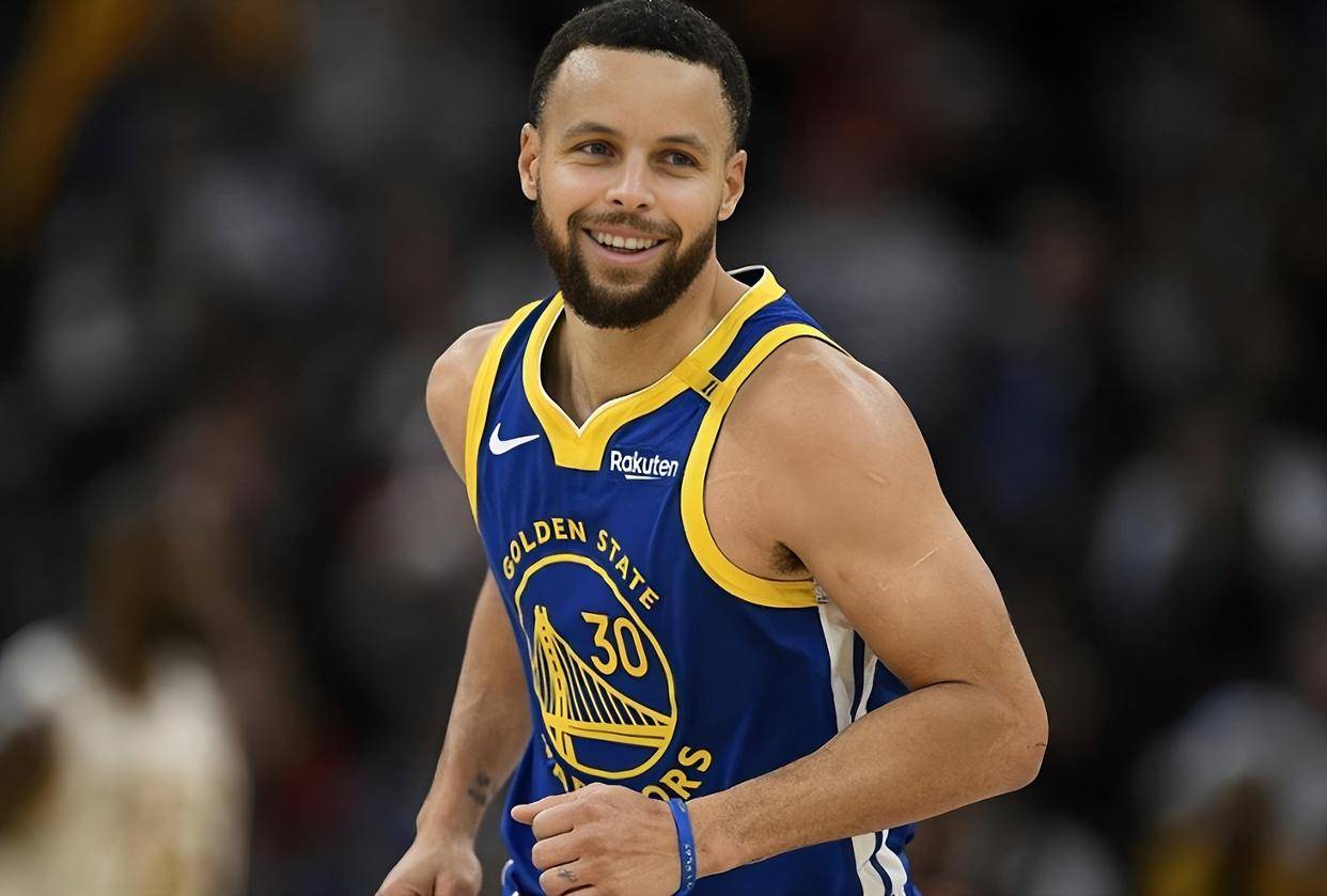 库里连续十场比赛得分超过惊险取胜,拜仁挑战极限!的简单介绍 库里连续十场比赛得分超过惊险取胜,拜仁挑战极限!的简单介绍