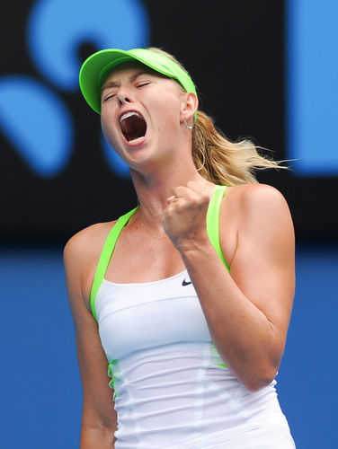 易游体育-包含莎拉波娃回归赛场，关键助攻首场状态亮眼，老鹰观众沸腾！的词条