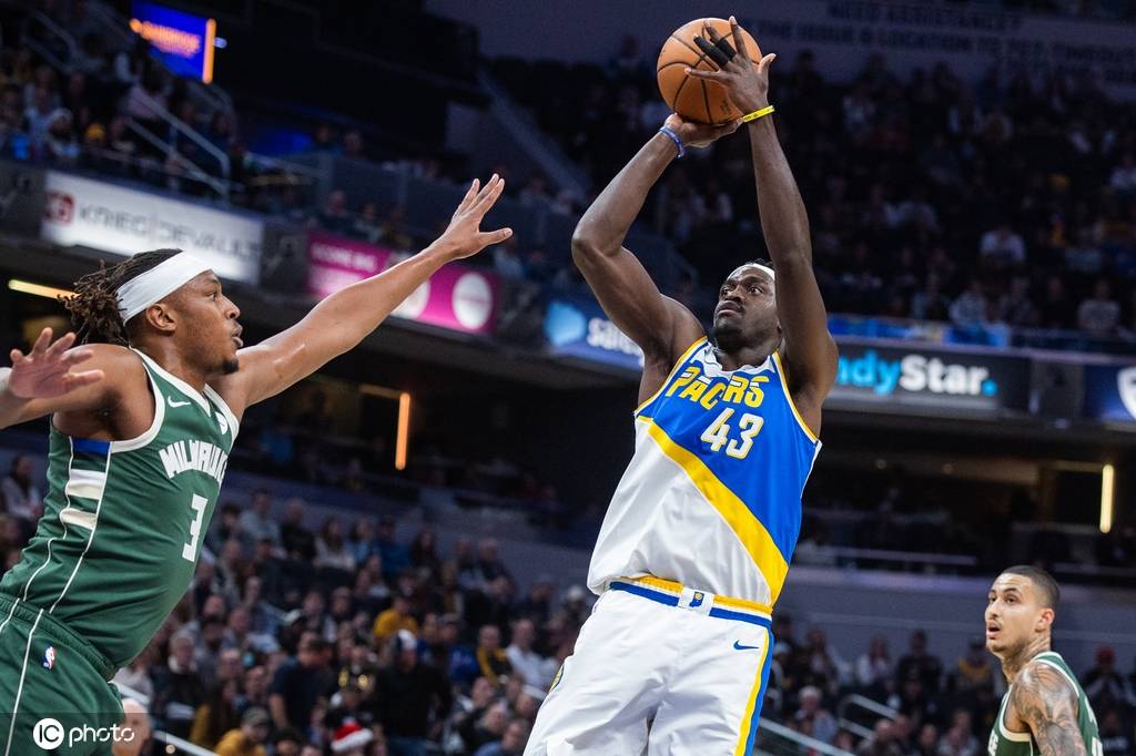 易游体育-西亚卡姆在独行侠比赛中出色防守，挺进下一轮引发热议！的简单介绍