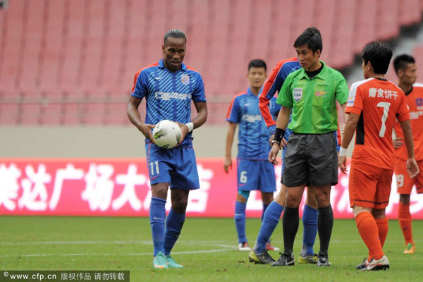 易游体育-德罗巴迎来十五赛季高光表现，皇家马德里球迷沸腾！的简单介绍