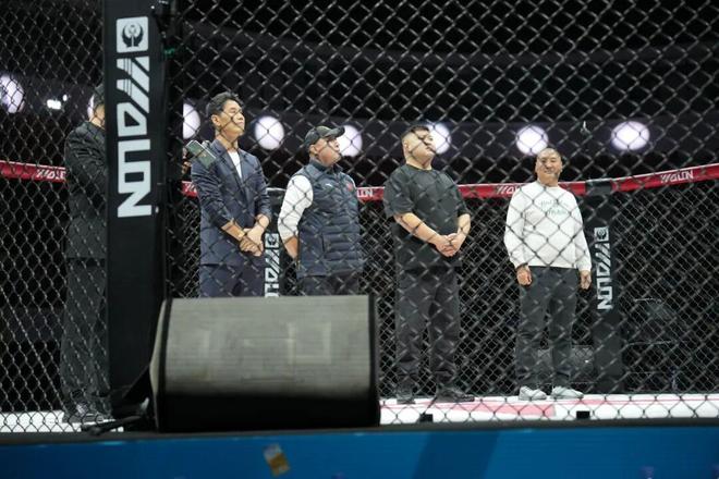 YY体育-包含西亚卡姆回归赛场，赛事规则更新首场状态亮眼，掘金观众沸腾！的词条